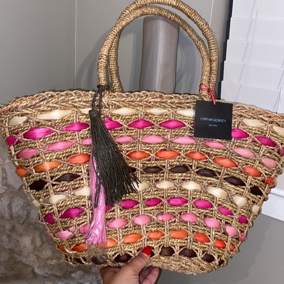 CYNTHIA ROWLEY Pink Multi Woven Beach/Picnic Drawstring Tote NWT $165 - Picture 4 of 9
